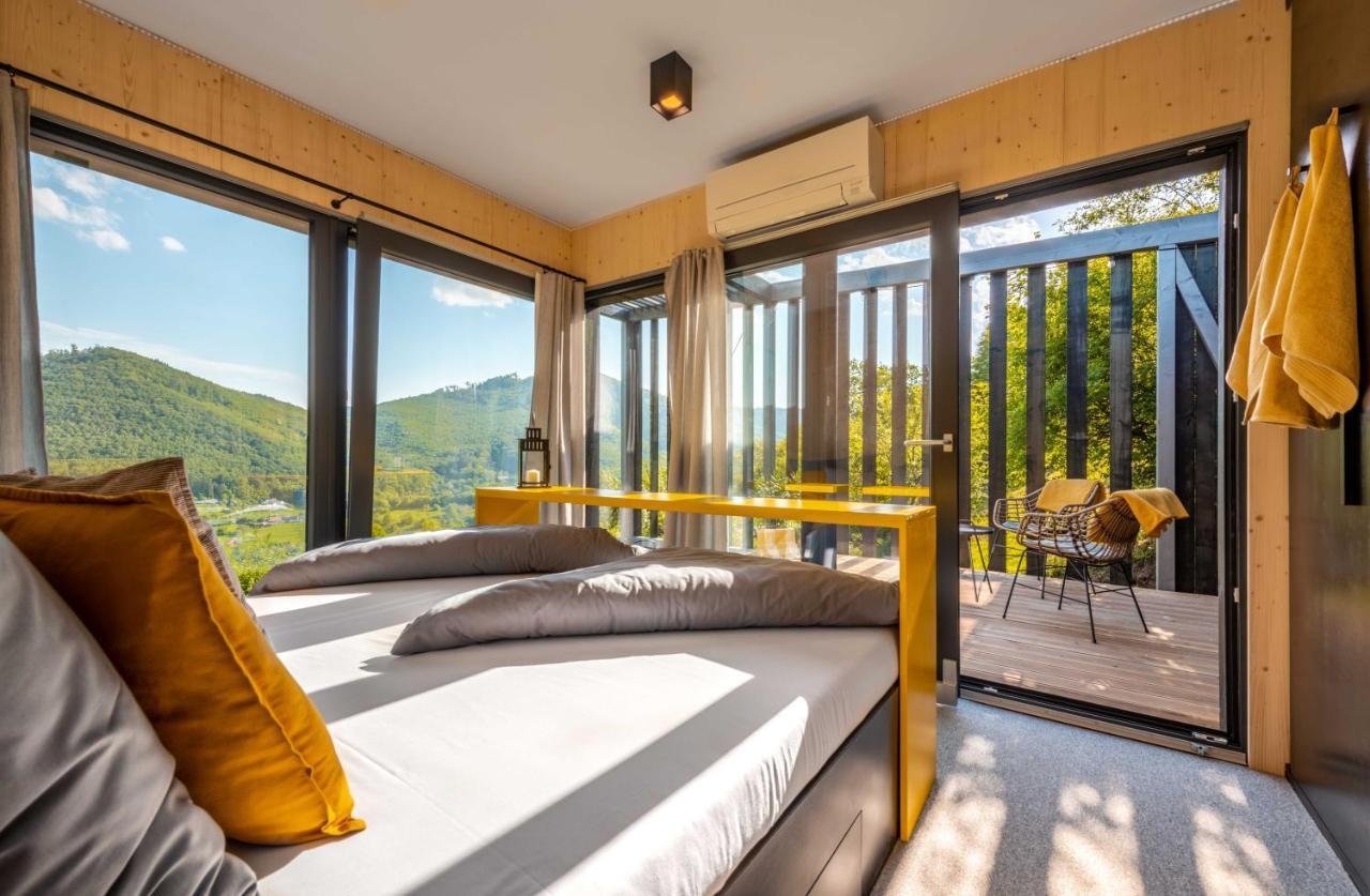 Kutica Apartment Nova Bana Bagian luar foto